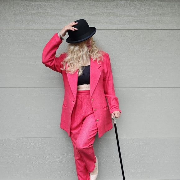 Vintage Carole Little Ex Cond & Pro Cleaned 90's Textured Silk Pant Suit, 6, $68 - Picture 1 of 16